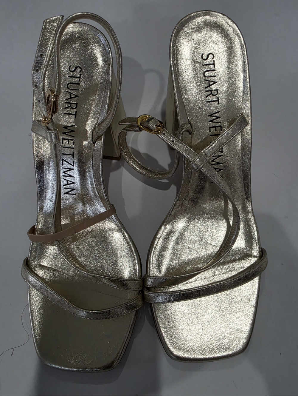 NEW Stuart Weitzman Gold Strappy Slingback Sandals Size 7.5 Glam Block Heels